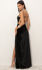 Giana Velvet Maxi in Black