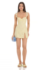 Sweetheart Neck Lace Dress in Yellow